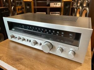 Sansui R-70