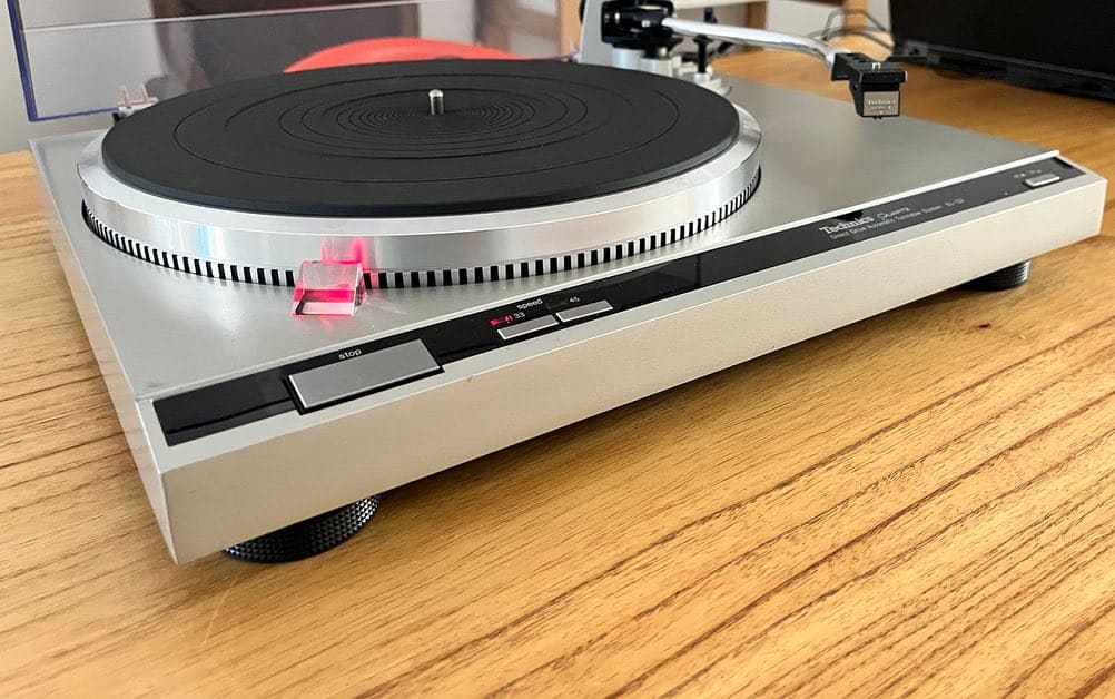 Tornamesa Technics SL-Q2