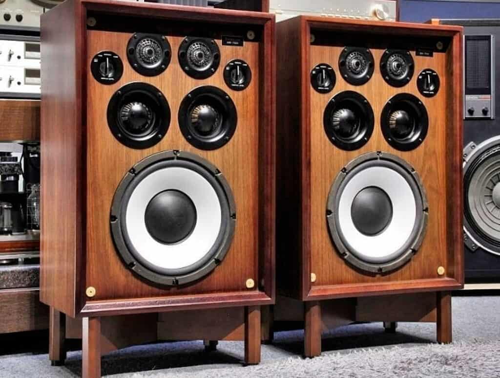 Technics SB-700