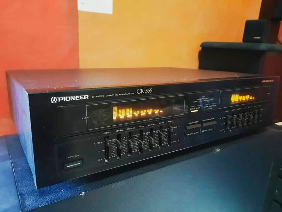 Pioneer-GR-555